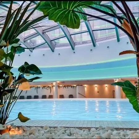 Hanza Tower Downtown 20 Pool & Jacussi * Szczecin